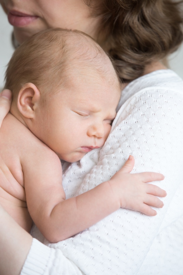 mother-and-baby-cuddled_1218-551 mother-and-baby-cuddled_1218-551